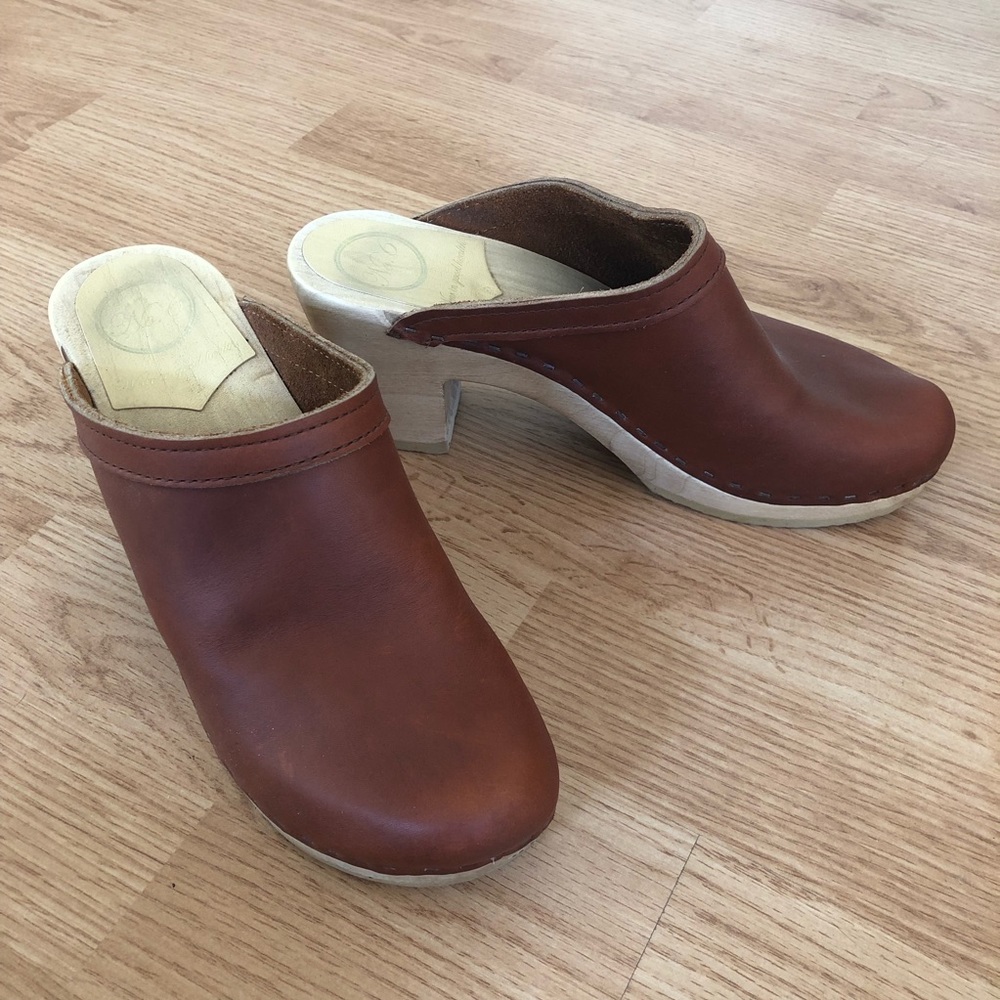 No.6 Old School Clog